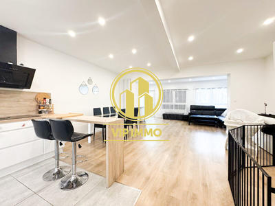 Maison - 90 m² - 7 pièces