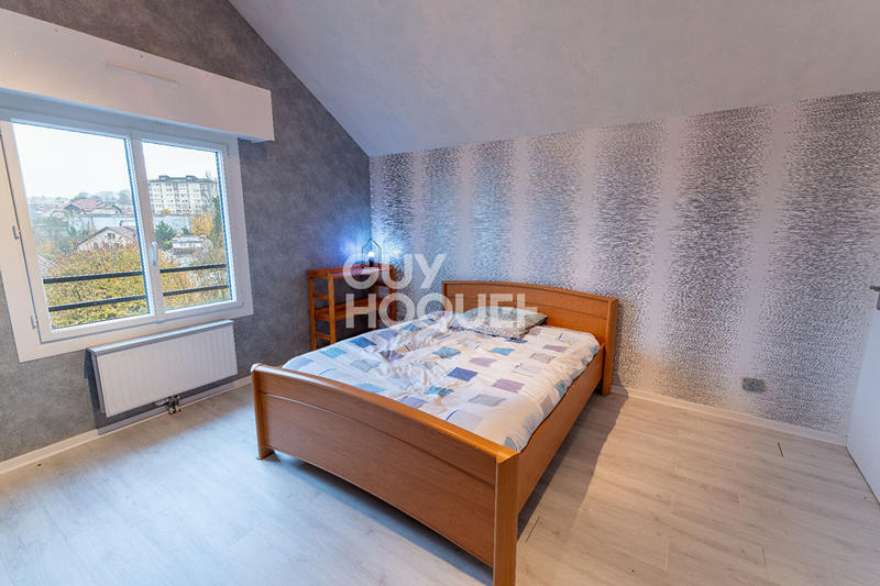 Appartement - 122 m² - 5 pièces