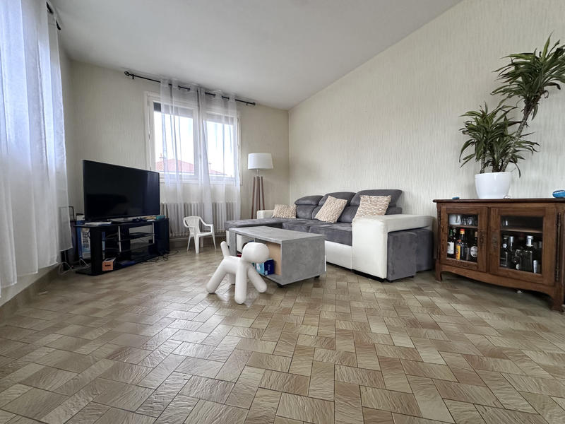 Maison - 140 m² - 6 pièces