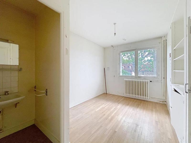 Maison - 232 m² - 9 pièces