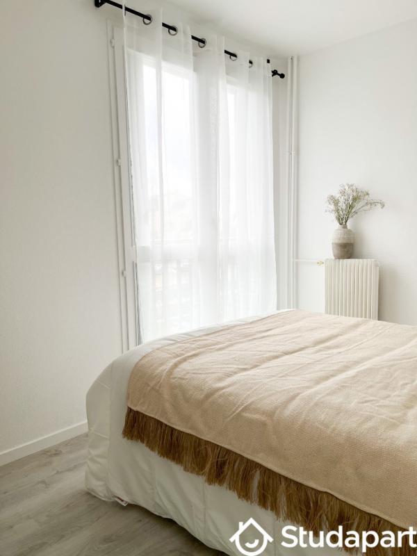 Chambre - 9 m² - 1 pièce