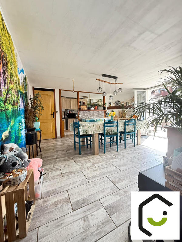 Maison - 100 m² - 5 pièces