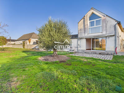 Appartement - 82 m² - 3 pièces