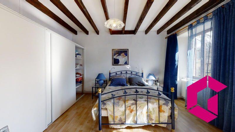 Maison - 350 m² - 8 pièces