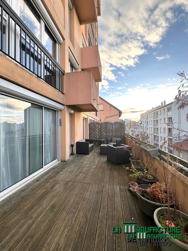 Appartement - 60 m² - 2 pièces