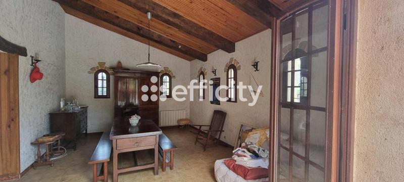 Maison - 180 m² - 6 pièces