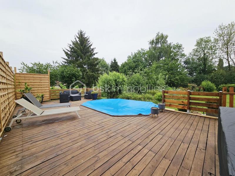 Maison traditionnelle - 250 m² - 8 pièces