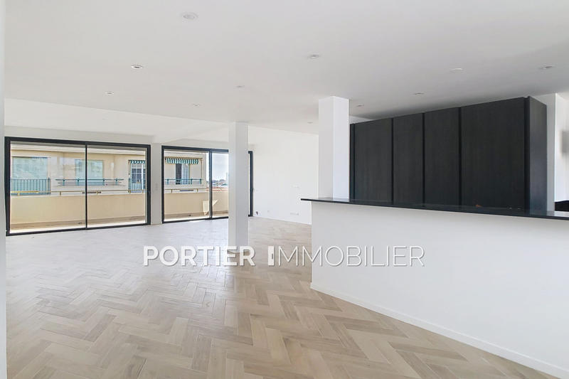 Appartement - 139 m² - 4 pièces