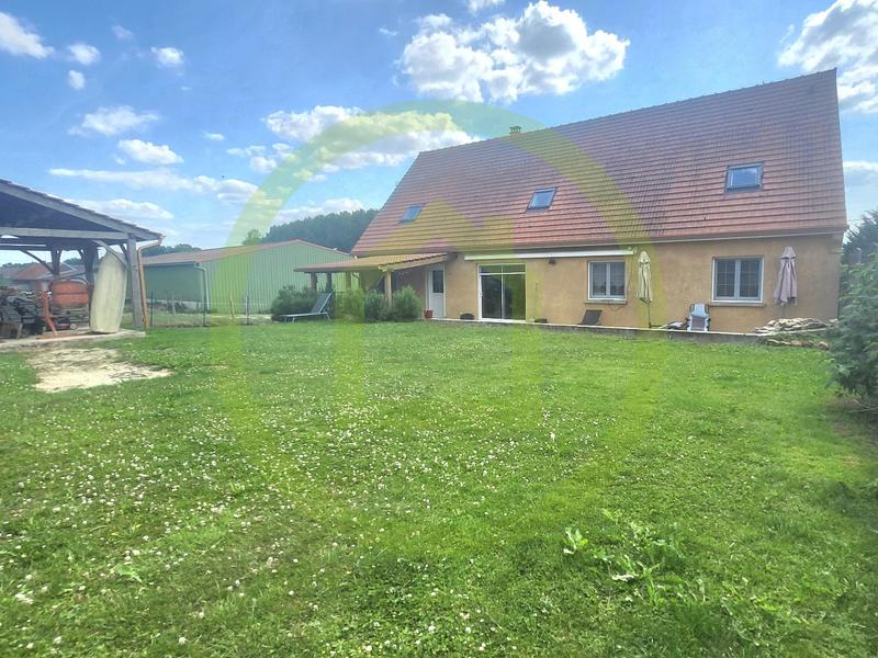 Maison - 186 m² - 7 pièces
