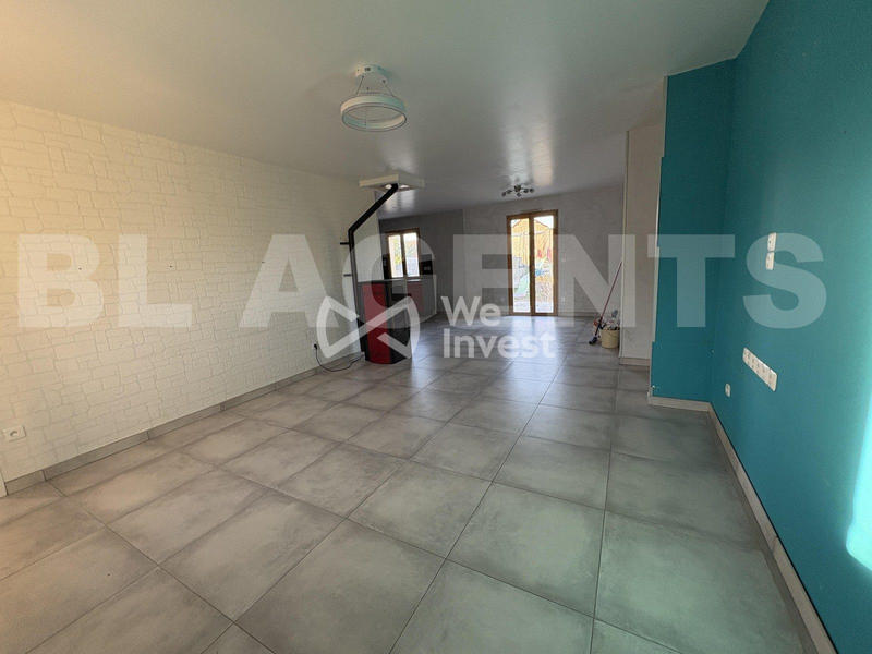 Maison - 96 m² - 5 pièces