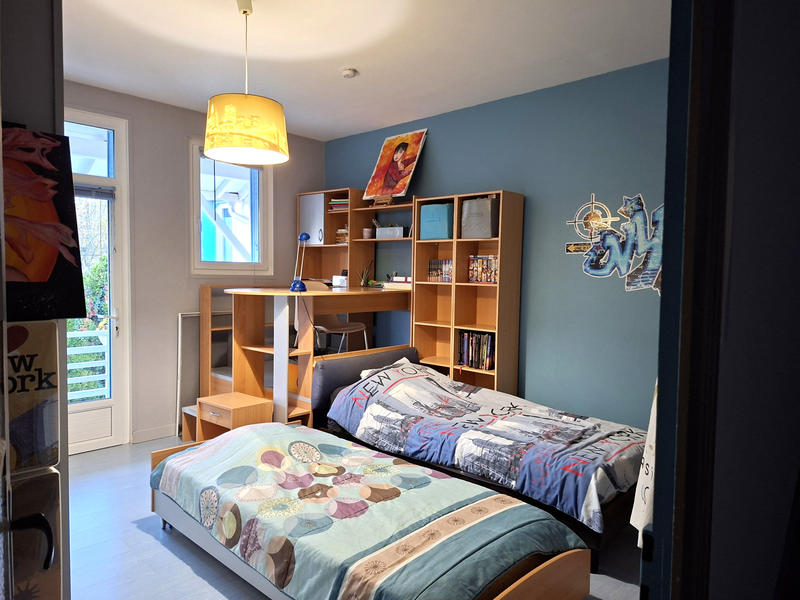 Maison - 185 m² - 6 pièces