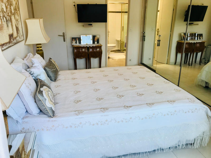 Appartement - 110 m² - 6 pièces