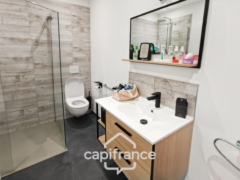 Maison - 170 m² - 8 pièces