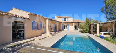 Propriété - 204 m² - 6 pièces