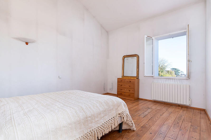 Maison - 343 m² - 7 pièces