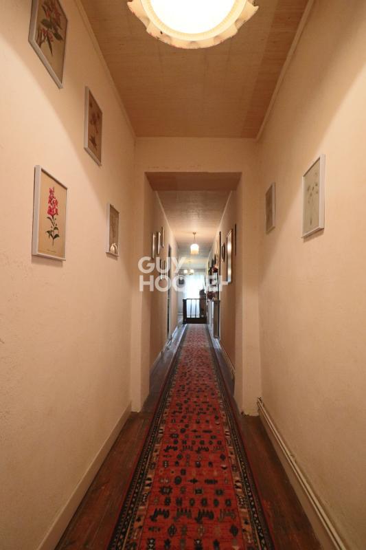 Maison ancienne - 225 m² - 8 pièces