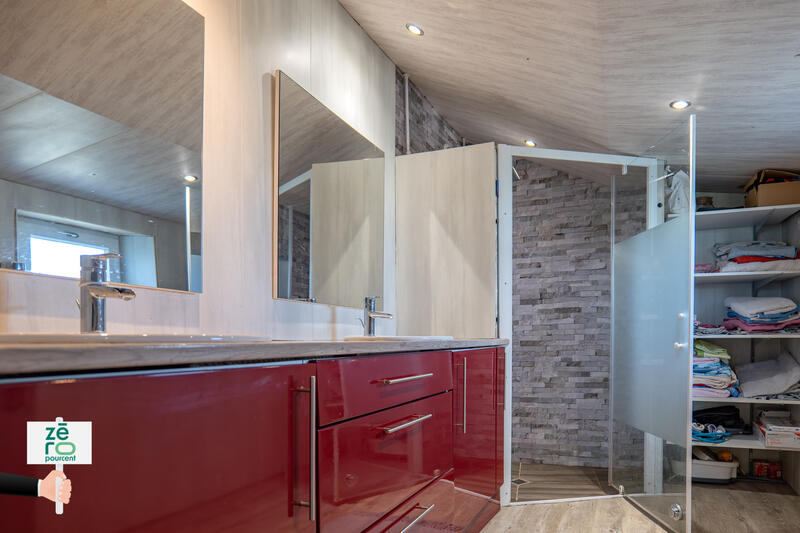 Maison - 135 m² - 7 pièces