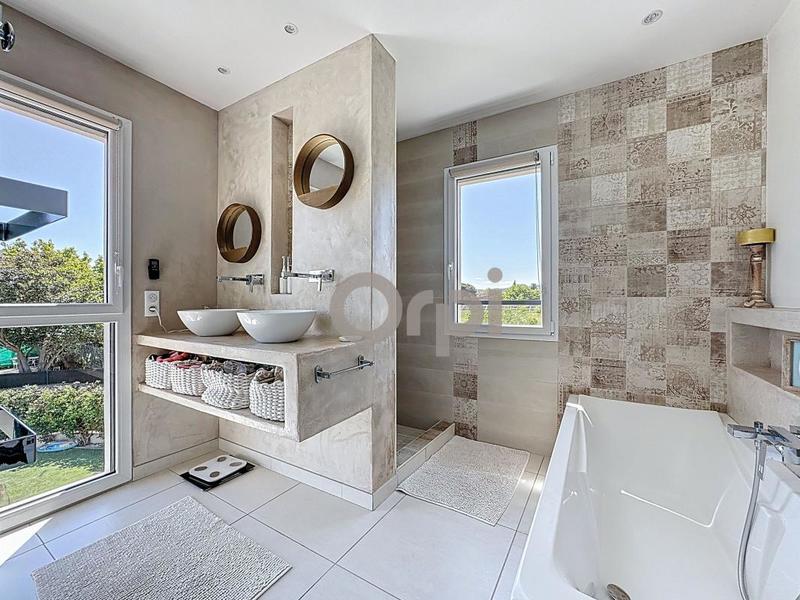 Maison - 153 m² - 5 pièces