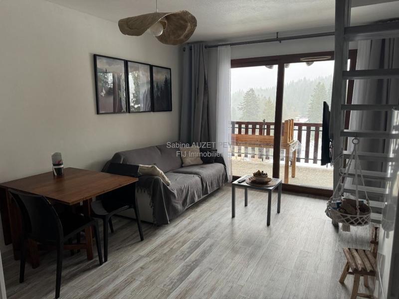 Appartement - 65 m² - 2 pièces