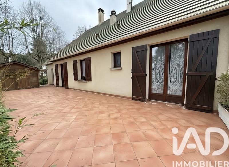 Maison - 209 m² - 6 pièces