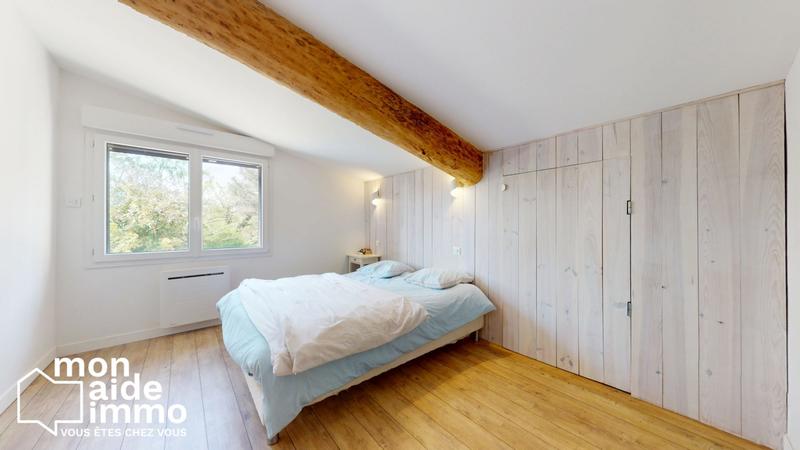 Maison - 180 m² - 7 pièces