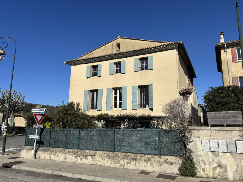 Maison de village - 102 m² - 6 pièces