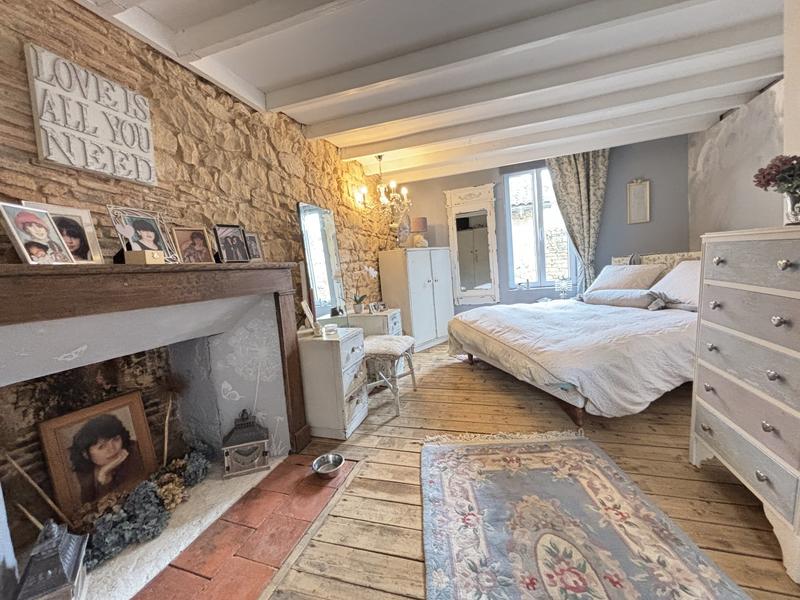 Maison - 102 m² - 5 pièces