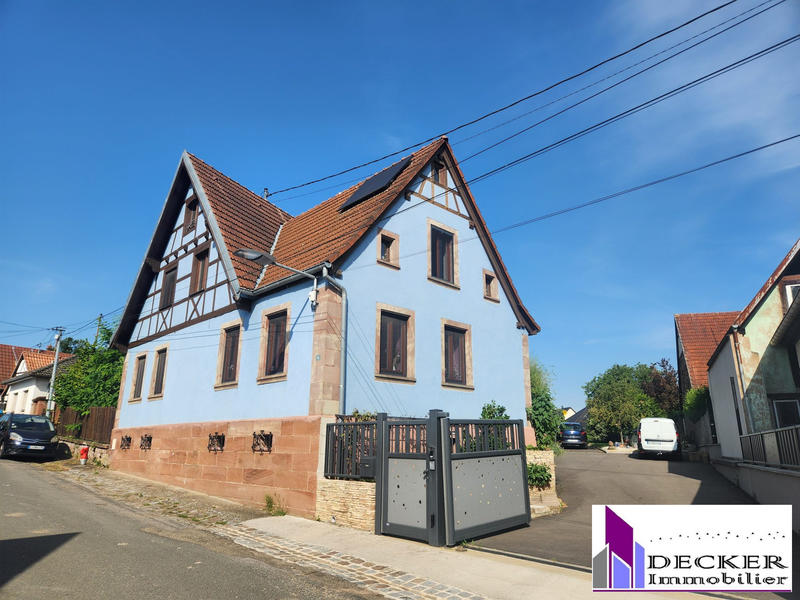 Maison - 207 m² - 8 pièces