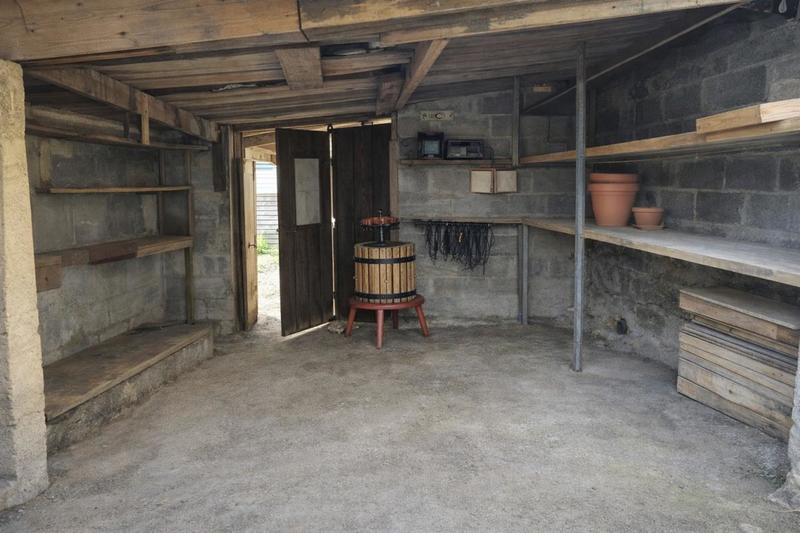 Maison - 200 m² - 8 pièces