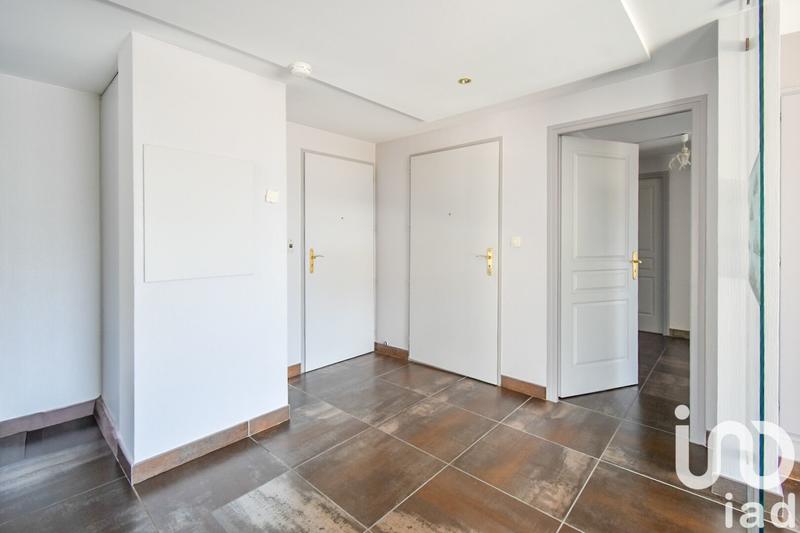 Appartement - 120 m² - 4 pièces