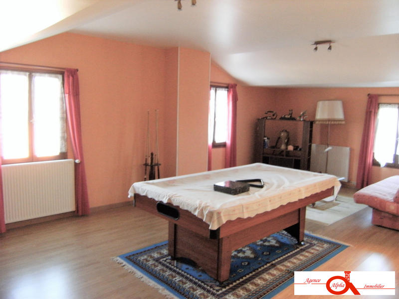 Maison - 190 m² - 7 pièces