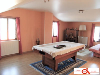 Maison - 190 m² - 7 pièces