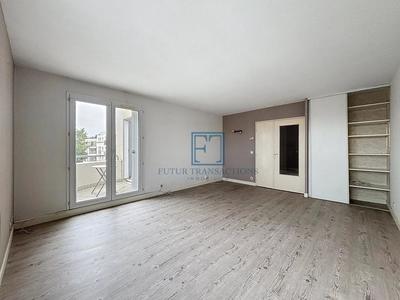 Appartement - 76 m² - 3 pièces