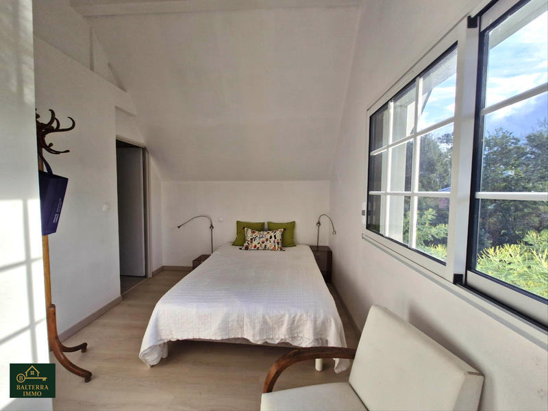 Propriété - 193 m² - 8 pièces