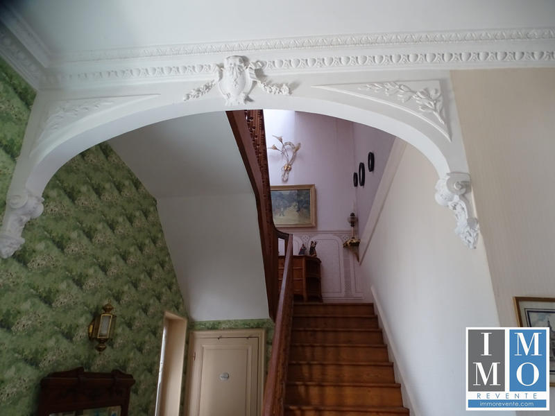 Maison ancienne - 320 m² - 12 pièces