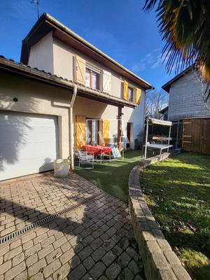 Maison - 110 m² - 5 pièces