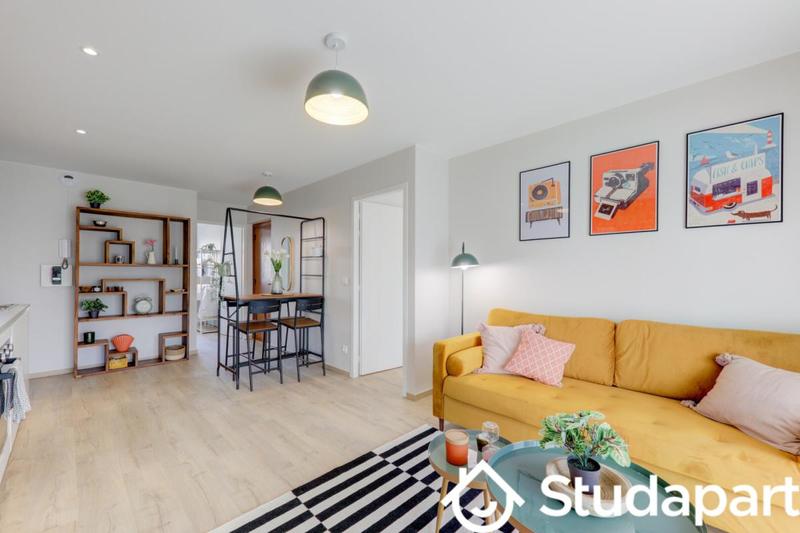 Chambre - 10 m² - 1 pièce