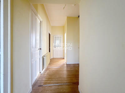 Maison ancienne - 142 m² - 7 pièces