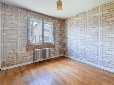 Maison - 91 m² - 6 pièces