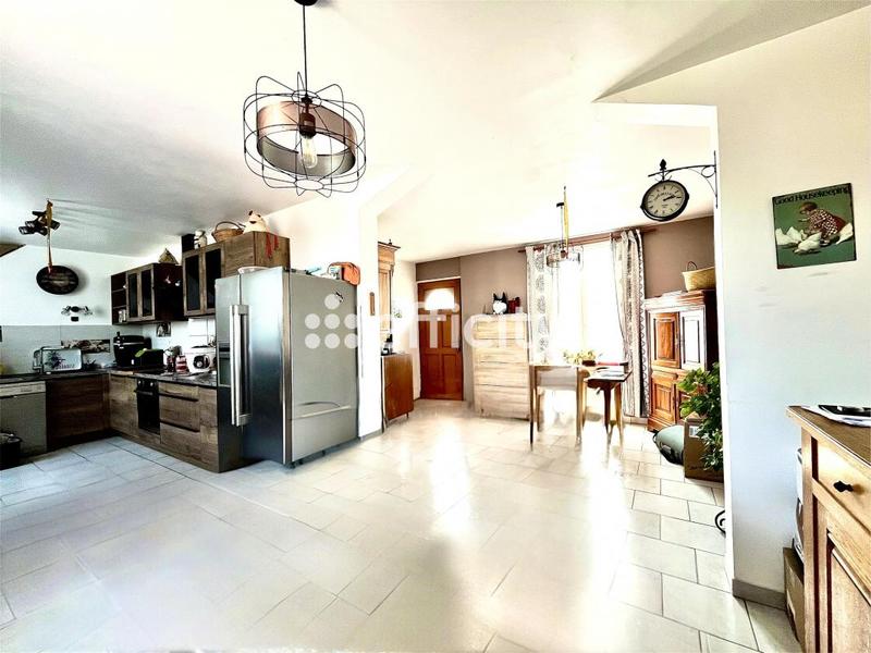 Maison - 100 m² - 5 pièces