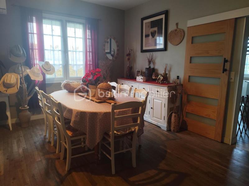 Maison - 138 m² - 6 pièces