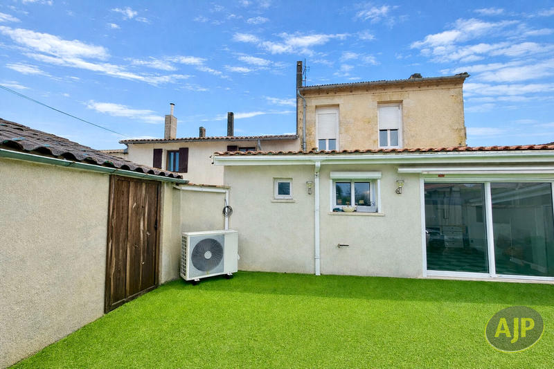 Maison - 166 m² - 7 pièces