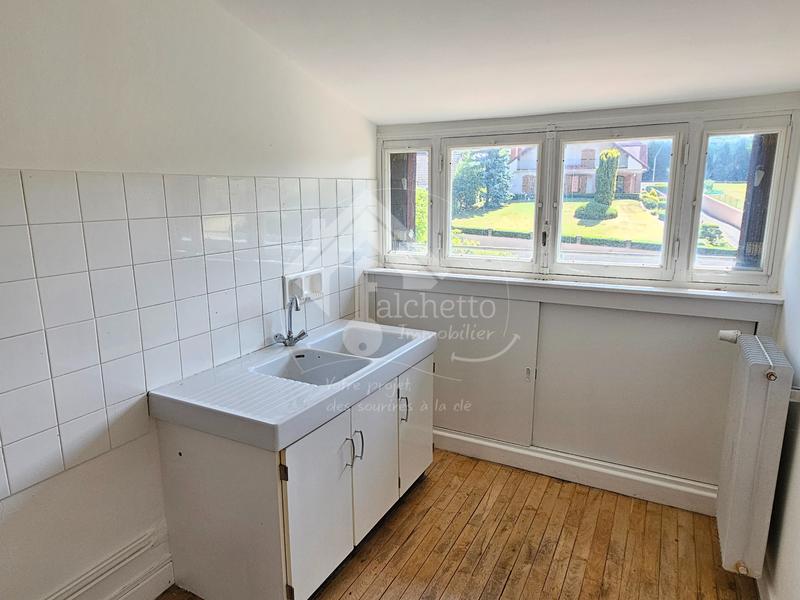 Maison - 178 m² - 8 pièces