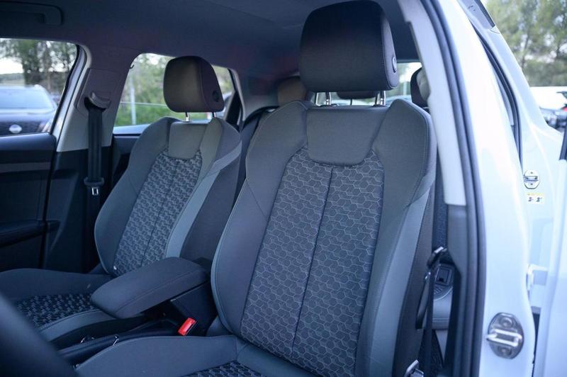 Audi A1 sportback 30 Tfsi 110 ch s tronic 7 Advanced 2