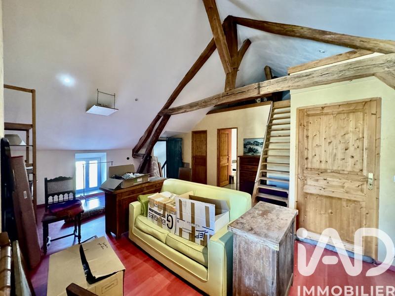 Maison - 190 m² - 7 pièces