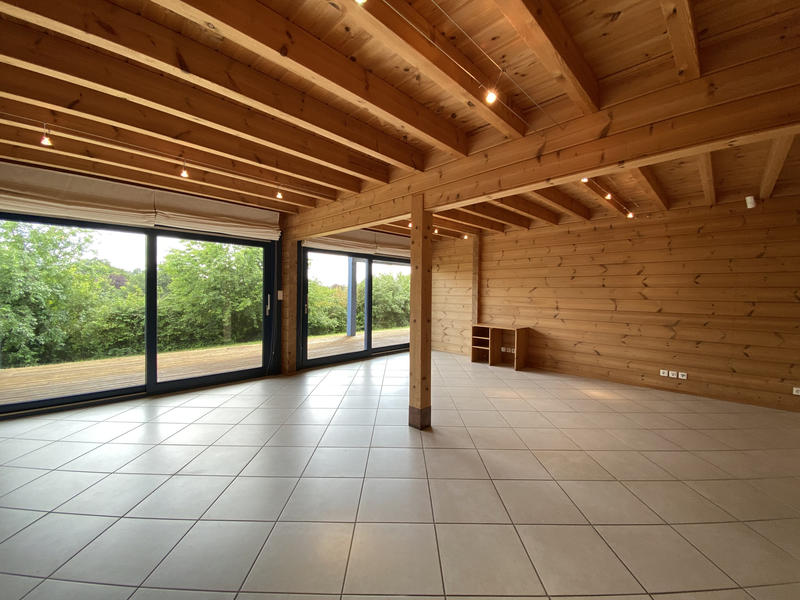 Maison - 371 m² - 15 pièces