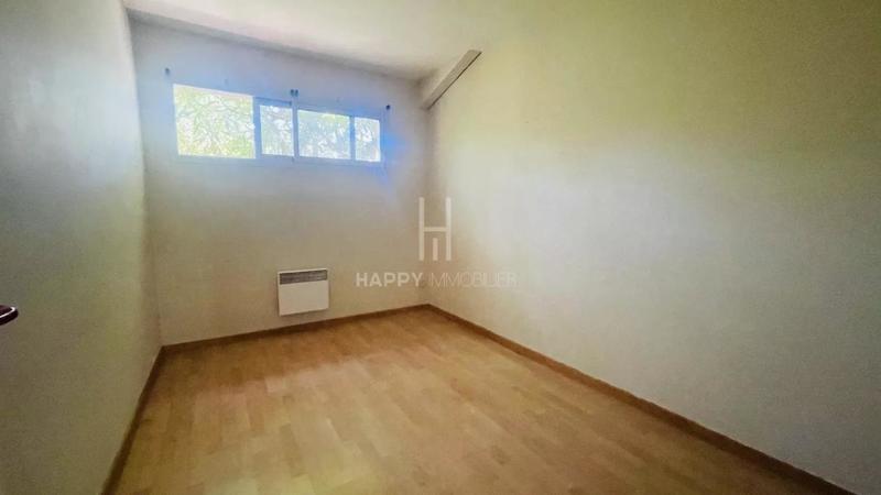 Maison - 185 m² - 8 pièces