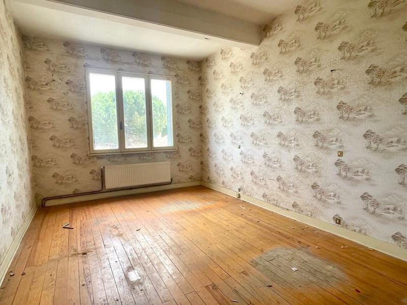 Maison - 93 m² - 5 pièces