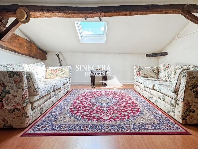 Maison - 157 m² - 4 pièces