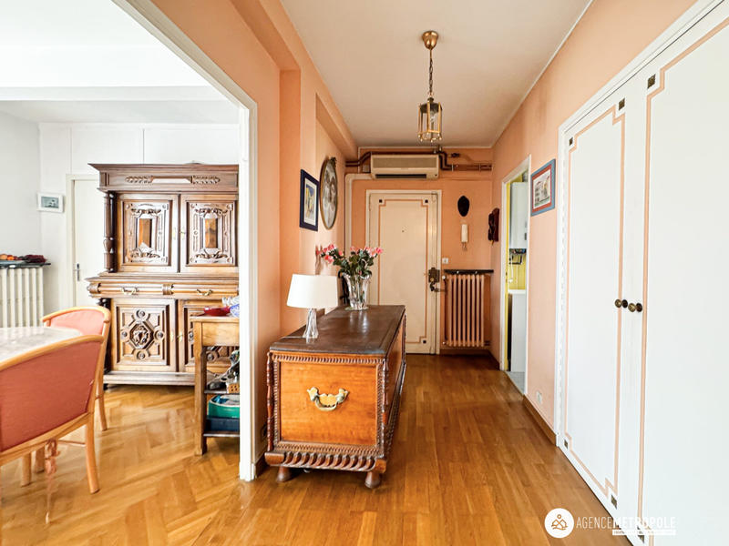 Appartement - 112 m² - 5 pièces